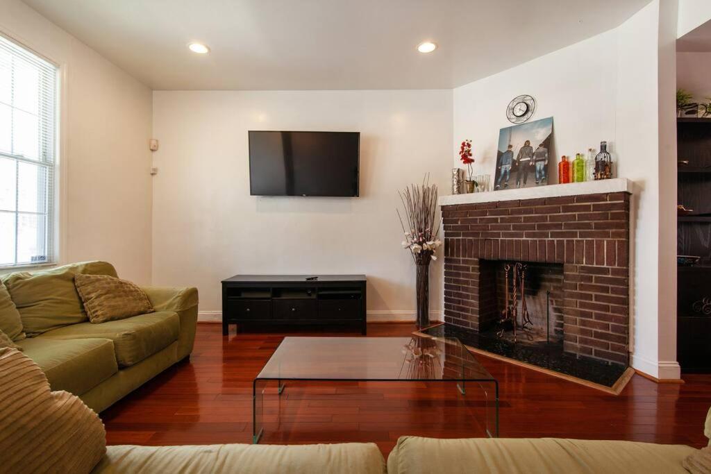 Relaxing, Spacious, Private, Walkable In Petworth! วอชิงตัน ภายนอก รูปภาพ