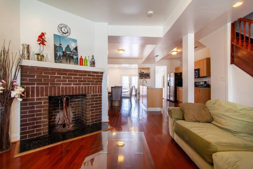 Relaxing, Spacious, Private, Walkable In Petworth! วอชิงตัน ภายนอก รูปภาพ